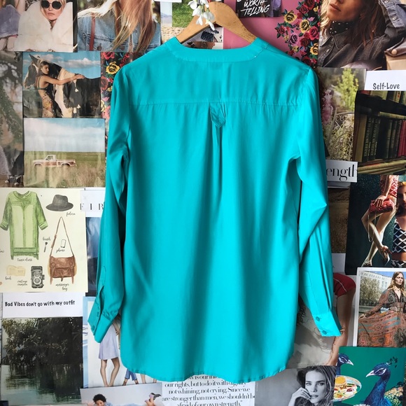 Allison Taylor Teal Blouse - Picture 5 of 5